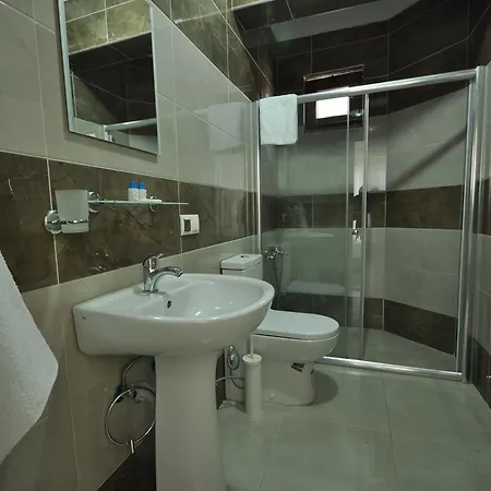 Alpaylar Otel & Apart מלון דירות אקצ'אי
