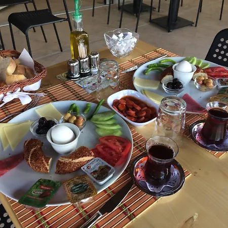 מלון דירות Alpaylar 3*