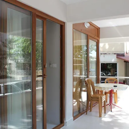 Alpaylar מלון דירות 3*