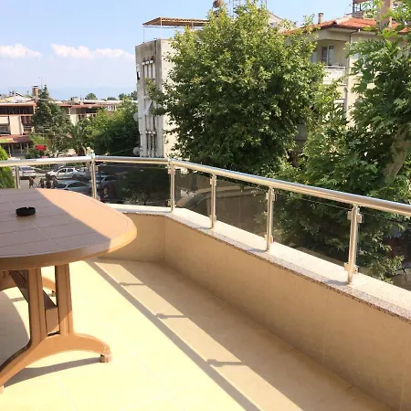 Alpaylar מלון דירות אקצ'אי