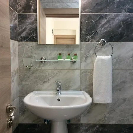 Alpaylar Otel & Apart מלון דירות אקצ'אי