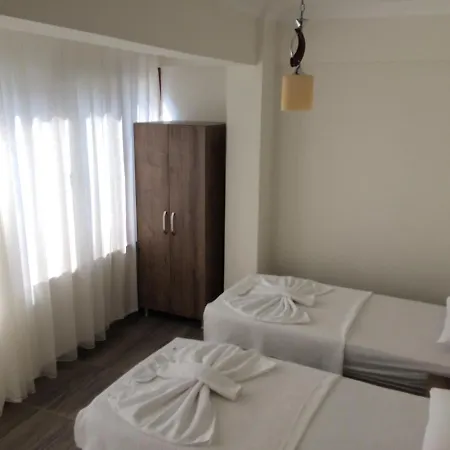 Alpaylar Otel & Apart מלון דירות 3*